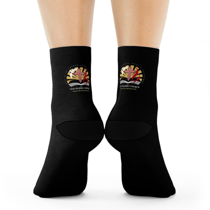 Yesu ni Jibu Crew Socks